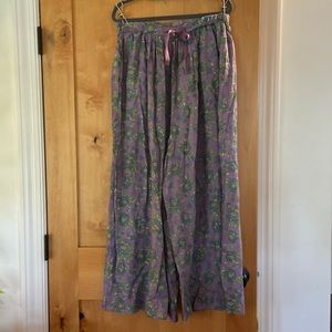 Natural Life Cropped Wife Leg pant SZ M